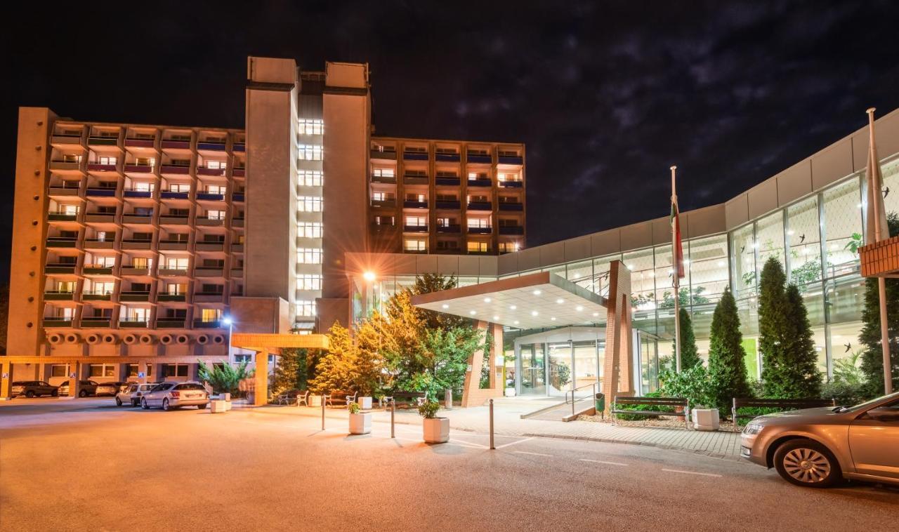 Hunguest Hotel 귤러 외부 사진