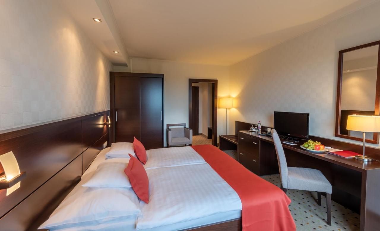 Hunguest Hotel 귤러 외부 사진