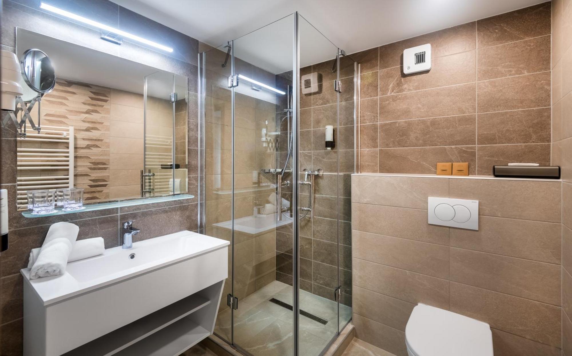 Hunguest Hotel 귤러 외부 사진