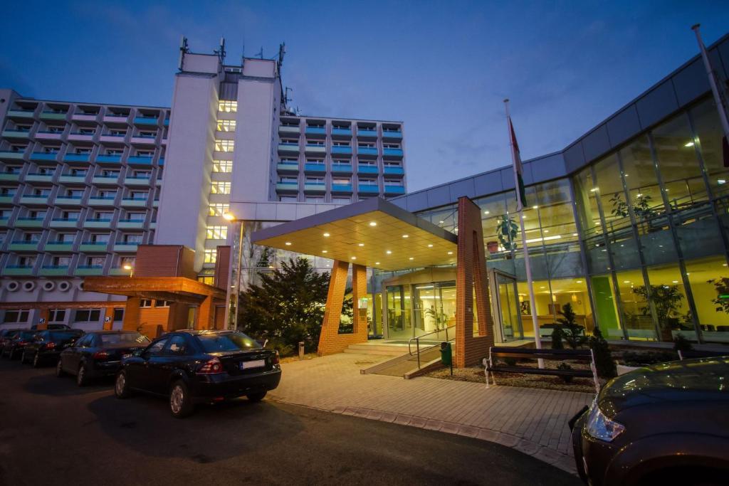 Hunguest Hotel 귤러 외부 사진