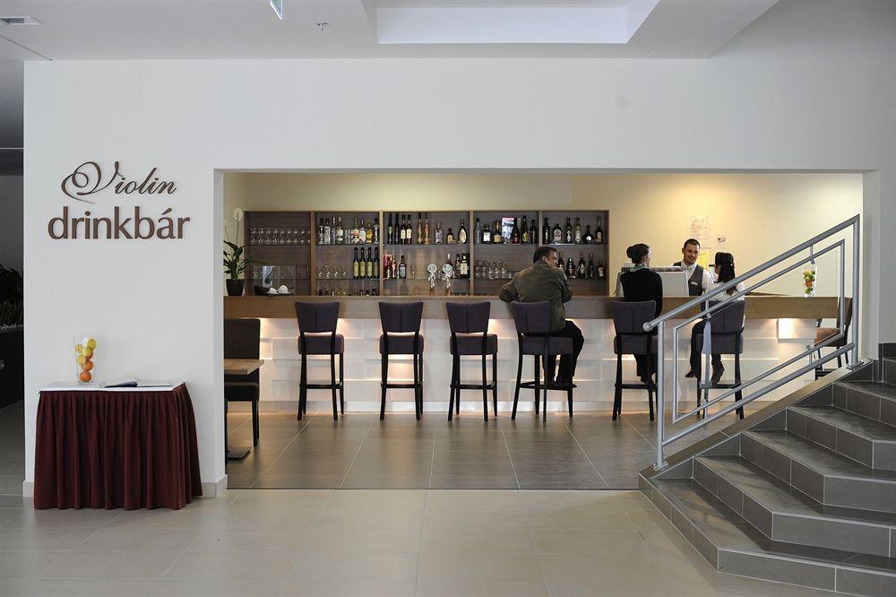 Hunguest Hotel 귤러 외부 사진