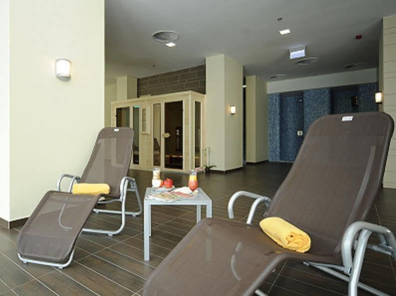 Hunguest Hotel 귤러 외부 사진