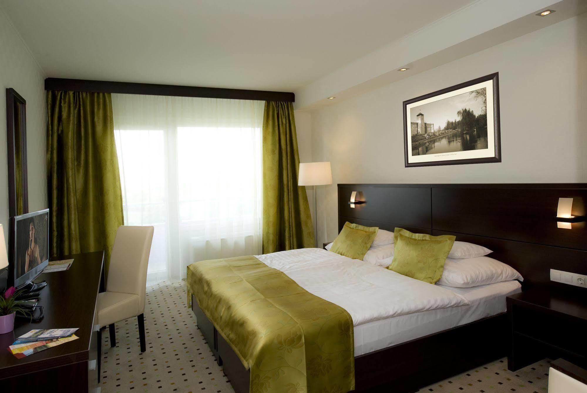 Hunguest Hotel 귤러 외부 사진